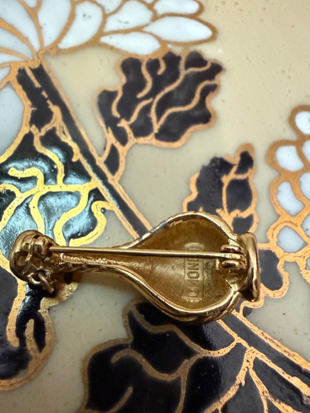 Gold-Tone Vintage Monet Genie Bottle Brooch - Picture 2 of 4